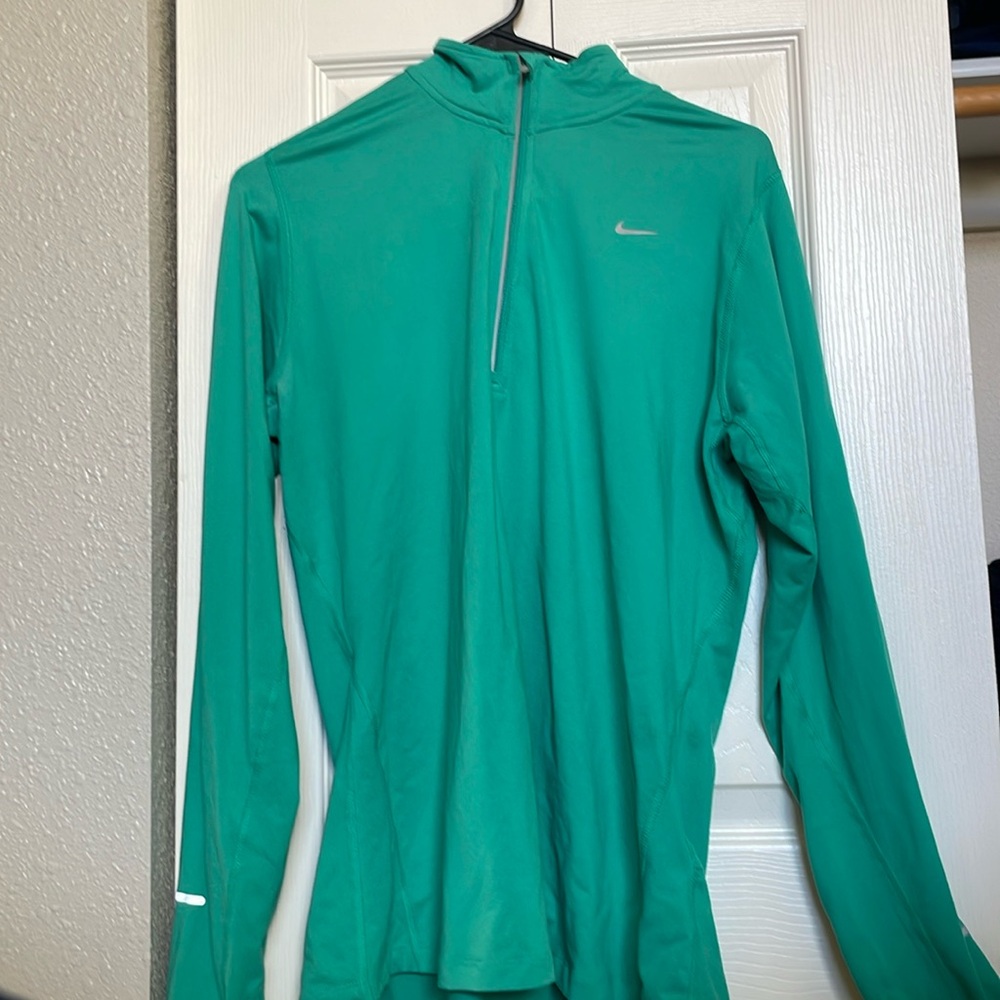 Dri-fit Nike quarter zip. women’s large
